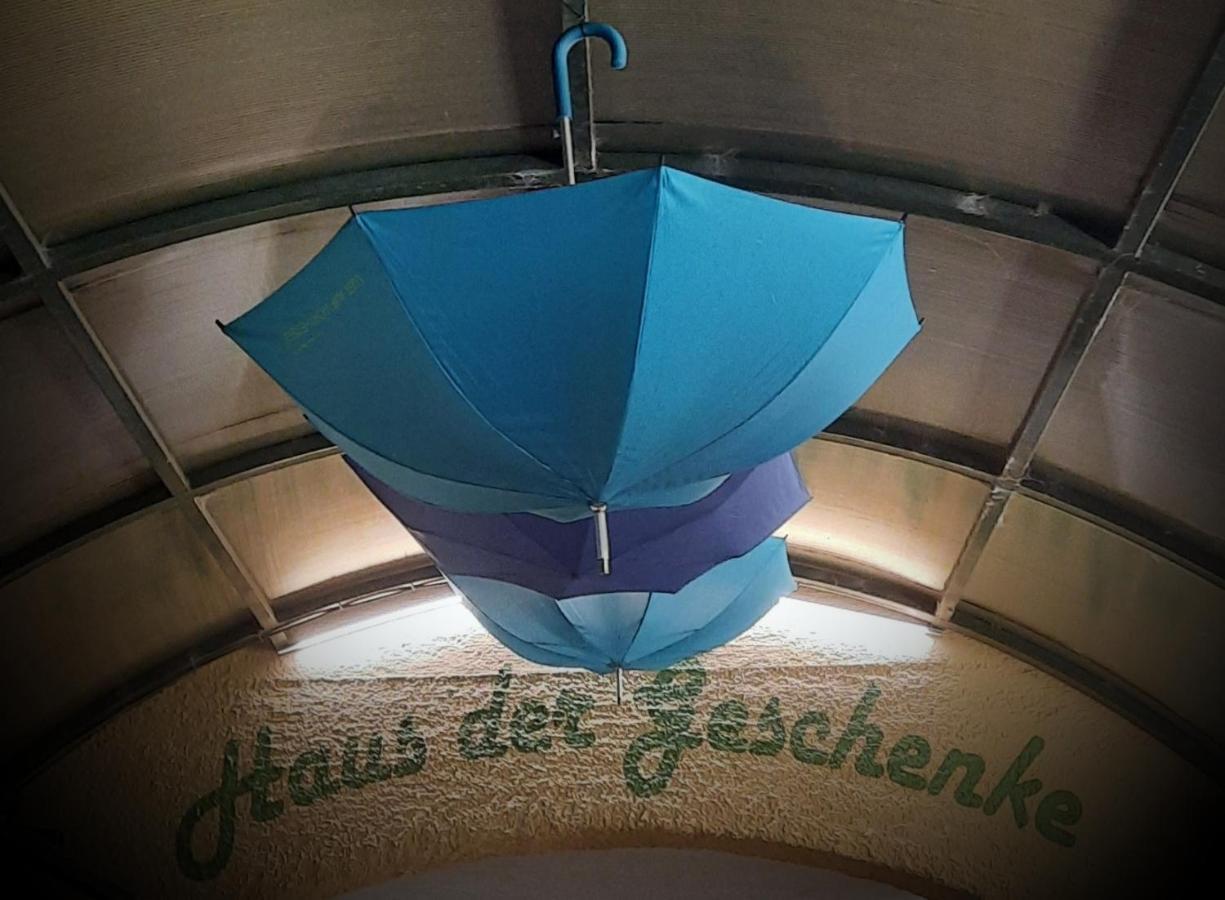 Das Karawankenplatz! Haus Der Geschenke-Carinthia Apartamento Velden am Wörthersee Exterior foto